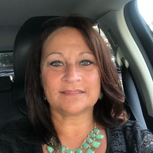 Meet your Posher, Tiffany